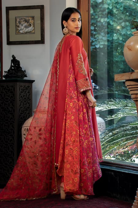 Buy Shashank Arya Red Organza, Chanderi, Crepe, Swirl Thread Asymmetric Kurta Dhoti Pant Set Buy_Shashank Arya_Red Organza, Chanderi, Crepe, Swirl Thread Asymmetric Kurta Dhoti Pant Set