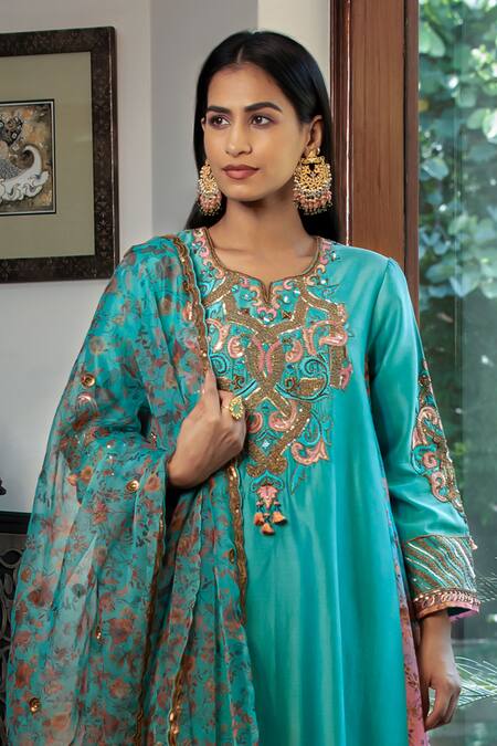 Shashank Arya Blue Organza, Chanderi, Crepe Sequins, Ombre Side Panel Kurta Dhoti Pant Set Online at Aza Fashions Shashank Arya_Blue Organza, Chanderi, Crepe Sequins, Ombre Side Panel Kurta Dhoti Pant Set _Online_at_Aza_Fashions