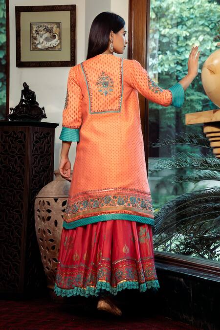 Shop Shashank Arya Peach Chanderi, Linen, Satin Sequins, Block Print Embellished Jacket Lehenga Set at Aza Fashions Shop_Shashank Arya_Peach Chanderi, Linen, Satin Sequins, Block Print Embellished Jacket Lehenga Set_at_Aza_Fashions