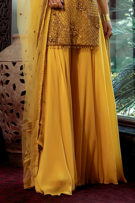 Buy Shashank Arya Yellow Net, Crepe, Georgette, Linen Embellished Strappy Kurta Flared Pant Set Buy_Shashank Arya_Yellow Net, Crepe, Georgette, Linen Embellished Strappy Kurta Flared Pant Set