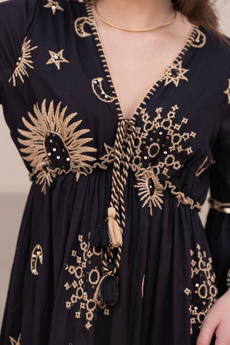 Shop Label Reyya Black Cotton Sequins, Embroidery V-neck Tiered Galaxy Gown Online at Aza Fashions Shop_Label Reyya_Black Cotton Sequins, Embroidery V-neck Tiered Galaxy Gown _Online_at_Aza_Fashions