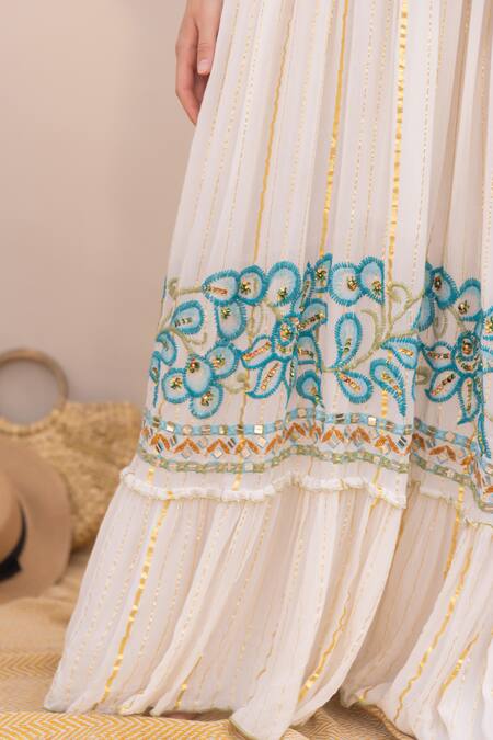 Shop_Label Reyya_White V-neck Threadwork Yoke Striped Kaftan _Online_at_Aza_Fashions