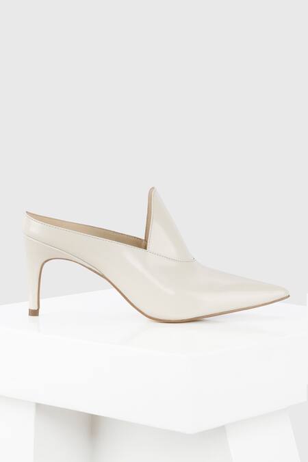 Buy_Oroh_White Parma Leather Pointed Toe Pumps _Online_at_Aza_Fashions