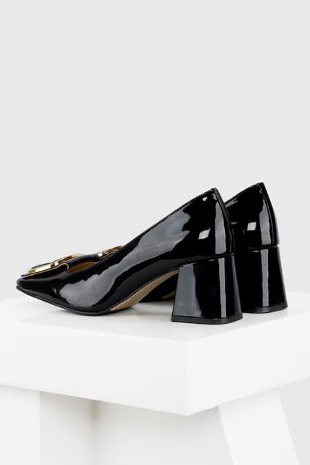 Shop Oroh Black Brooches Udine Genuine Leather Block Heel Pumps at Aza Fashions Shop_Oroh_Black Brooches Udine Genuine Leather Block Heel Pumps _at_Aza_Fashions
