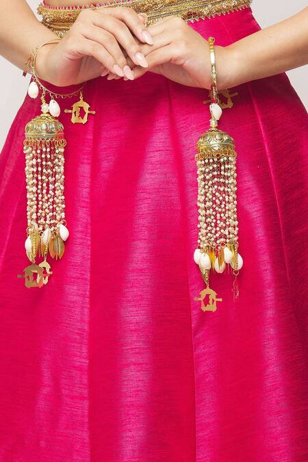 Shop_Vivinia By Vidhi Mehra_Gold Plated Beads Shell Tassel Embellished Pair Of Kaleera Bangles _Online_at_Aza_Fashions