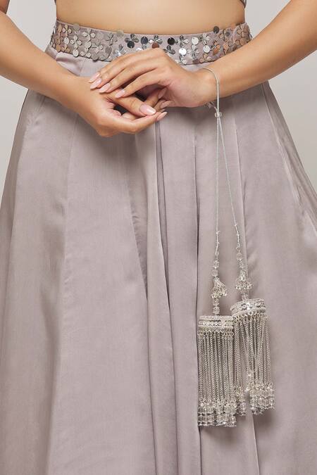 Vivinia By Vidhi Mehra_Gold Plated Beads, Gota Patti Hanging Charm Strands Pair Of Tying Kaleeras _Online_at_Aza_Fashions