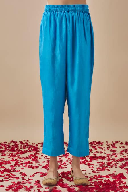 Cupid Cotton Blue Organza, Chanderi Silk, Cotton Beads V-neck Pleat Detailed Kurta With Pant Online at Aza Fashions Cupid Cotton_Blue Organza, Chanderi Silk, Cotton Beads V-neck Pleat Detailed Kurta With Pant _Online_at_Aza_Fashions
