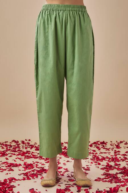 Cupid Cotton_Green Chanderi Silk, Cotton Embroidery Resham And Aari Floret Yoke Kurta Pant Set _Online_at_Aza_Fashions