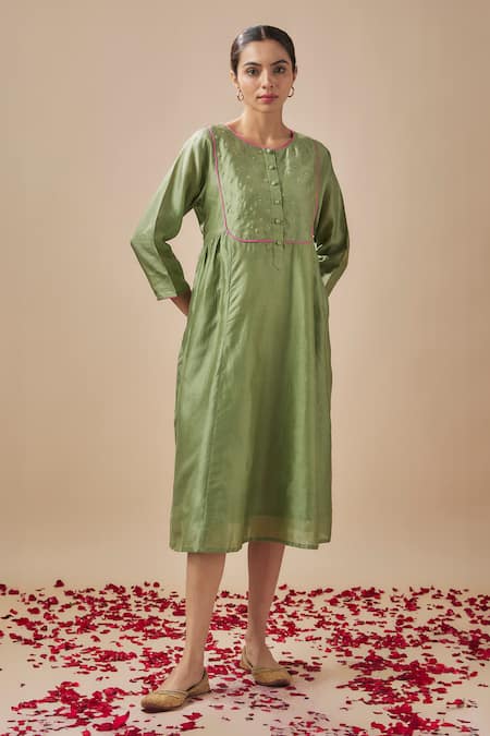 Cupid Cotton Green Chanderi Silk Embroidery Resham Round And Aari Floret Yoke Kurta With Inner 