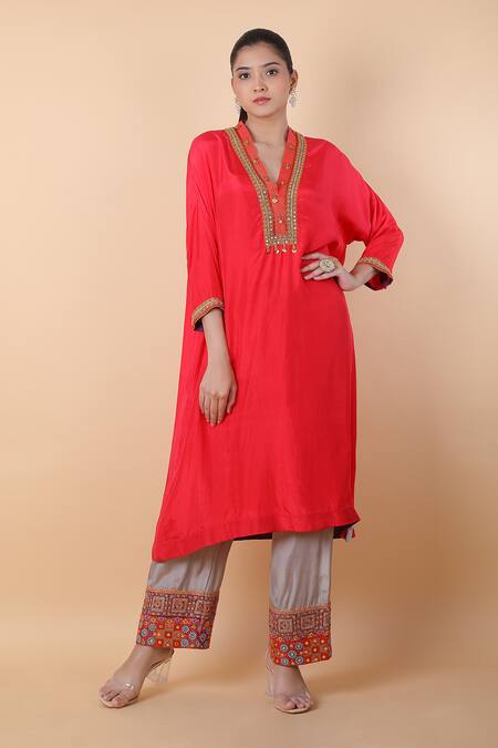 Shop_Debyani + CO_Red Silk Mirrors, Sequins, Embroidery V-neck Kurta And Pant Set _Online_at_Aza_Fashions
