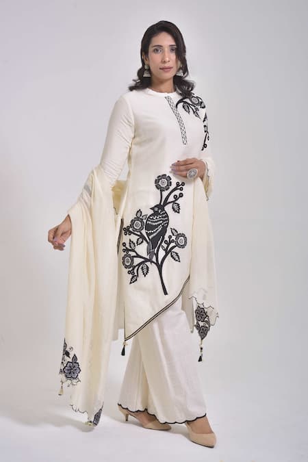 Kushani Bird Gardenia Applique Embroidered Cross Cut Kurta Set 