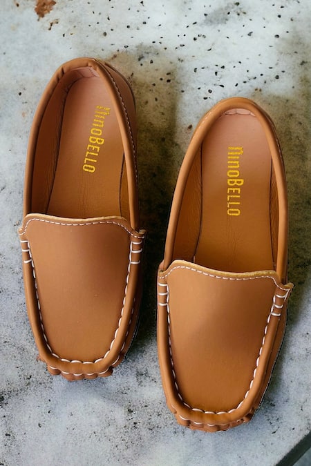 Ninobello Thread Border Embroidered Loafers 