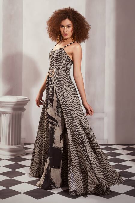 Buy Nikita Mhaisalkar Black Organza, Georgette Sequins Sweetheart Neck Byzantine Print Dress Online at Aza Fashions Buy_Nikita Mhaisalkar_Black Organza, Georgette Sequins Sweetheart Neck Byzantine Print Dress _Online_at_Aza_Fashions