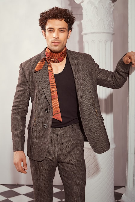 Nikita Mhaisalkar_Grey Tweed Chevron Woven Blazer Set _at_Aza_Fashions