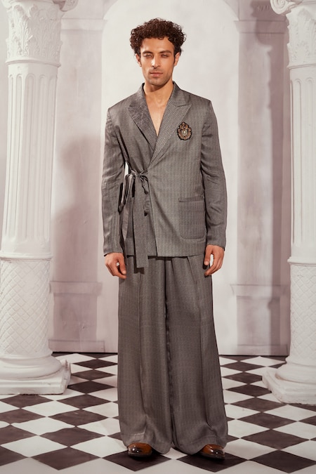 Nikita Mhaisalkar Grey Tweed Woven Chevron Blazer And Pant Set 