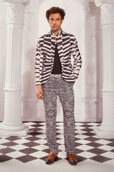 Buy Nikita Mhaisalkar Black Georgette Byzantine Print Trouser Online at Aza Fashions Buy_Nikita Mhaisalkar_Black Georgette Byzantine Print Trouser _Online_at_Aza_Fashions