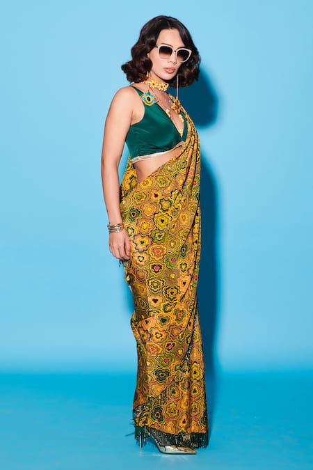 Buy_Esha L Amin_Yellow Viscose, Crepe Pre-draped Pinwheel Print Saree _Online_at_Aza_Fashions