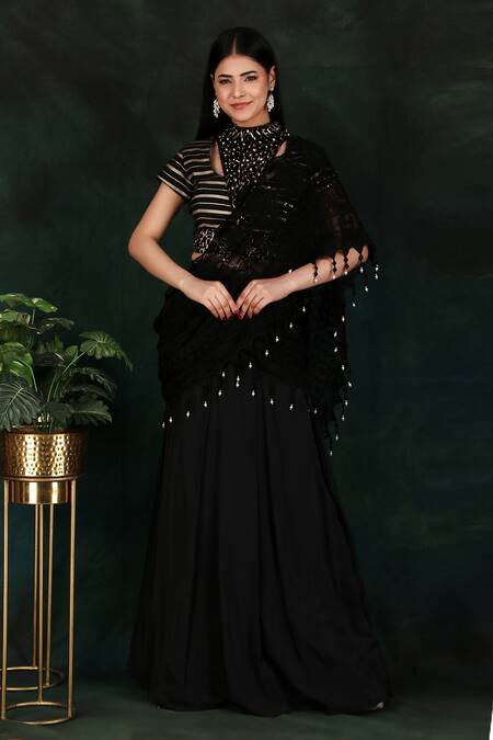 Nidhi Kejriwal Black Crepe, Chiffon, Silk Border Embroidered Pre-draped Saree With Blouse Online at Aza Fashions Nidhi Kejriwal_Black Crepe, Chiffon, Silk Border Embroidered Pre-draped Saree With Blouse _Online_at_Aza_Fashions