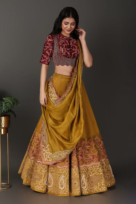 Nidhi Kejriwal Gold Silk, Tissue Embroidery, Diamonds Split V-neck Hand Blouse Lehenga Set at Aza Fashions Nidhi Kejriwal_Gold Silk, Tissue Embroidery, Diamonds Split V-neck Hand Blouse Lehenga Set _at_Aza_Fashions