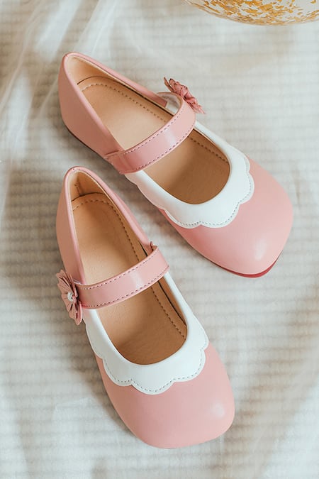 Ninobello Flower Embroidered Bellies 