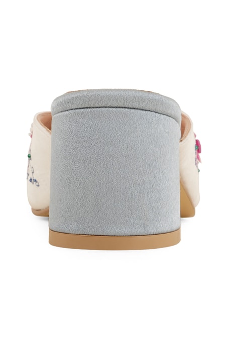 Shilpsutra White Kalamkari Embroidered Heels Online at Aza Fashions Shilpsutra_White Kalamkari Embroidered Heels _Online_at_Aza_Fashions