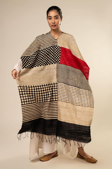 Aeshaane Black Tussar Round Neck Stripe Pattern Color Blocked Kaftan at Aza Fashions Aeshaane_Black Tussar Round Neck Stripe Pattern Color Blocked Kaftan _at_Aza_Fashions