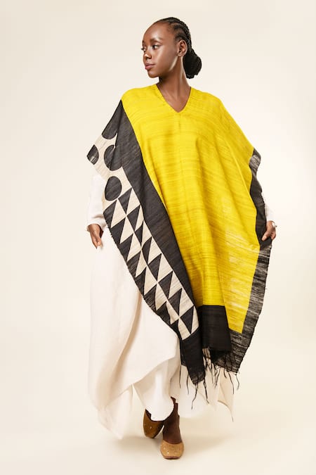 Buy Aeshaane Yellow Tussar Polka Dot Pattern Kaftan Buy_Aeshaane_Yellow Tussar Polka Dot Pattern Kaftan