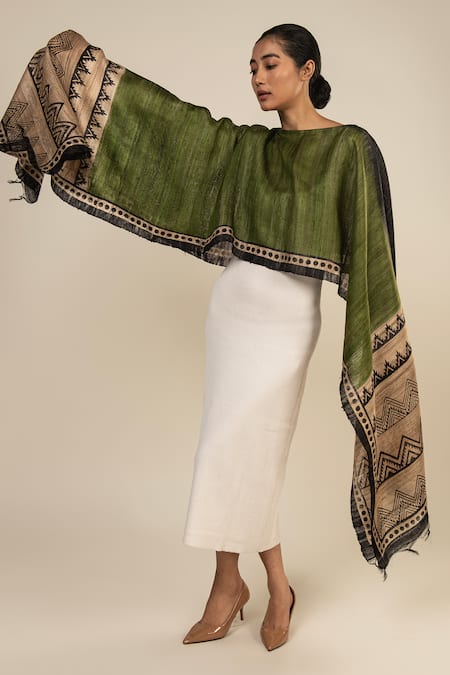 Aeshaane_Green Tussar, Silk Round Neck Color Blocked Asymmetric Sleeve Kaftan _Online_at_Aza_Fashions