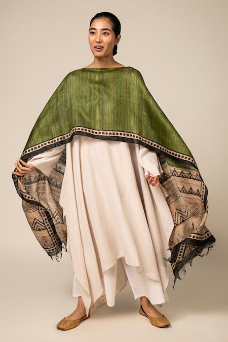 Shop_Aeshaane_Green Tussar, Silk Round Neck Color Blocked Asymmetric Sleeve Kaftan _Online_at_Aza_Fashions