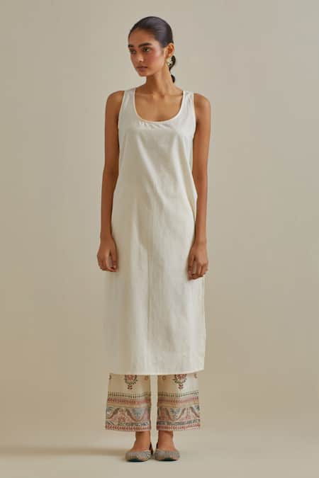 Kora_Pink Chanderi, Cotton Mirrors, Sequins, Embroidery Patchwork Kaftan And Pant Set _Online_at_Aza_Fashions