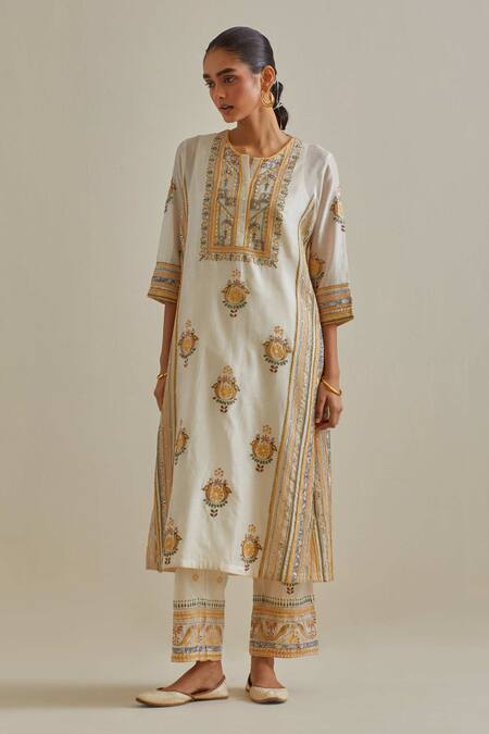 Buy Kora Yellow Cotton, Chanderi Embroidery, Sequins, Patchwork Straight Kurta Set Online at Aza Fashions Buy_Kora_Yellow Cotton, Chanderi Embroidery, Sequins, Patchwork Straight Kurta Set _Online_at_Aza_Fashions