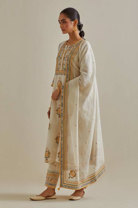 Buy Kora Yellow Cotton, Chanderi Embroidery, Sequins, Patchwork Straight Kurta Set Buy_Kora_Yellow Cotton, Chanderi Embroidery, Sequins, Patchwork Straight Kurta Set