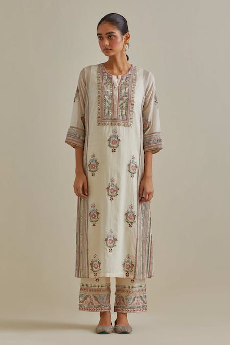 Kora Pink Cotton, Chanderi Mirrors, Sequins, Tassels Patchwork Straight Kurta Set Online at Aza Fashions Kora_Pink Cotton, Chanderi Mirrors, Sequins, Tassels Patchwork Straight Kurta Set _Online_at_Aza_Fashions