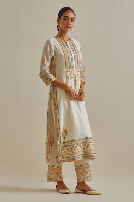 Buy Kora Yellow Cotton, Chanderi Tassels, Sequins, Mirror Patchwork Straight Kurta Set Online at Aza Fashions Buy_Kora_Yellow Cotton, Chanderi Tassels, Sequins, Mirror Patchwork Straight Kurta Set _Online_at_Aza_Fashions