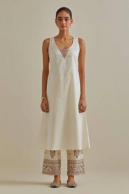 Kora Pink Cotton, Chanderi Mirrors, Sequins, Tassels, Embroidery Patchwork Kurta Set Online at Aza Fashions Kora_Pink Cotton, Chanderi Mirrors, Sequins, Tassels, Embroidery Patchwork Kurta Set _Online_at_Aza_Fashions