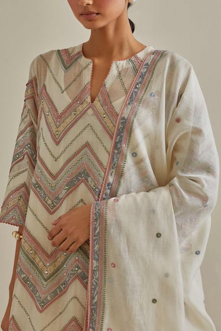 Buy Kora Pink Cotton, Cotton, Embroidery, Patchwork Straight Kurta Set Buy_Kora_Pink Cotton, Cotton, Embroidery, Patchwork Straight Kurta Set