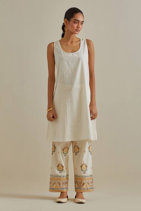 Buy Kora Yellow Cotton, Chanderi Sequins, Embroidered A-line Kurta Set With Dupatta Buy_Kora_Yellow Cotton, Chanderi Sequins, Embroidered A-line Kurta Set With Dupatta