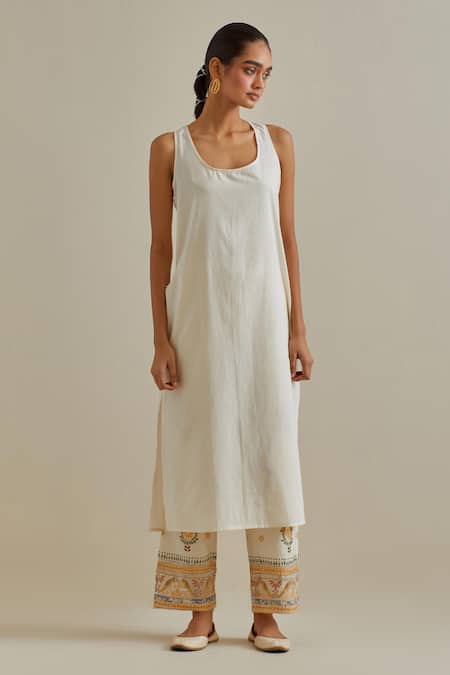 Kora Yellow Cotton, Chanderi Embroidery, Braids Patchwork Straight Kurta Set Online at Aza Fashions Kora_Yellow Cotton, Chanderi Embroidery, Braids Patchwork Straight Kurta Set _Online_at_Aza_Fashions