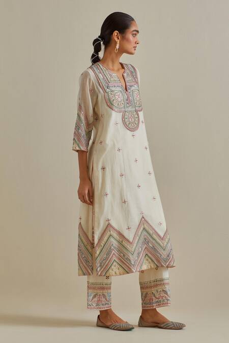 Kora Pink Cotton, Chanderi Mirrors, Sequins, Braids Patchwork Straight Kurta Set Online at Aza Fashions Kora_Pink Cotton, Chanderi Mirrors, Sequins, Braids Patchwork Straight Kurta Set _Online_at_Aza_Fashions