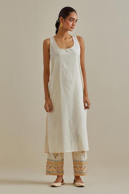 Kora Yellow Cotton, Chanderi Embroidery, Sequins, Tassels, Mirrors Split Kurta Set Online at Aza Fashions Kora_Yellow Cotton, Chanderi Embroidery, Sequins, Tassels, Mirrors Split Kurta Set _Online_at_Aza_Fashions