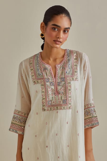 Buy Kora Pink Cotton, Chanderi Mirrors, Sequins, Tassels Split Work Straight Kurta Set Online at Aza Fashions Buy_Kora_Pink Cotton, Chanderi Mirrors, Sequins, Tassels Split Work Straight Kurta Set _Online_at_Aza_Fashions