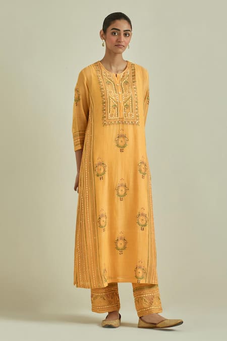 Buy Kora Yellow Cotton, Chanderi Mirrors, Sequins, Tassels Embroidered Straight Kurta Set Online at Aza Fashions Buy_Kora_Yellow Cotton, Chanderi Mirrors, Sequins, Tassels Embroidered Straight Kurta Set _Online_at_Aza_Fashions