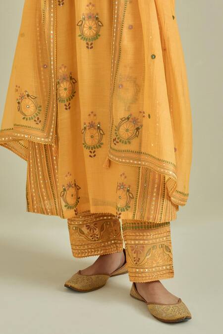 Kora Yellow Cotton, Chanderi Mirrors, Sequins, Tassels Embroidered Straight Kurta Set at Aza Fashions Kora_Yellow Cotton, Chanderi Mirrors, Sequins, Tassels Embroidered Straight Kurta Set _at_Aza_Fashions