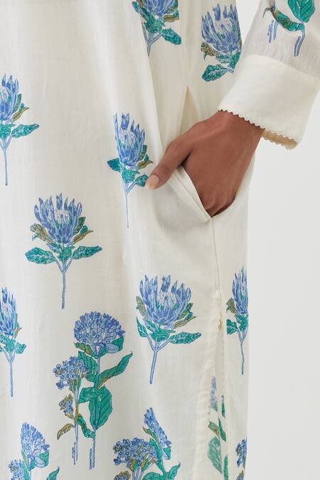 Upavita Off White Cotton Print Floral Mandarin Collar Blossom Kurta With Pant at Aza Fashions Upavita_Off White Cotton Print Floral Mandarin Collar Blossom Kurta With Pant _at_Aza_Fashions