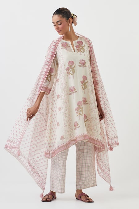 Buy Upavita Off White Cotton, Chanderi Floral Hand Block Print A-line Kurta Pant Set Buy_Upavita_Off White Cotton, Chanderi Floral Hand Block Print A-line Kurta Pant Set