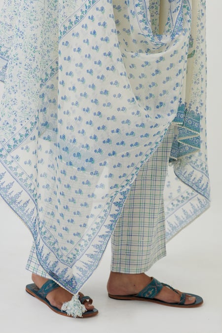 Buy Upavita Off White Kurta And Dupatta Cotton Chanderi Hand Block Flower A-line Pant Set Online at Aza Fashions Buy_Upavita_Off White Kurta And Dupatta Cotton Chanderi Hand Block Flower A-line Pant Set _Online_at_Aza_Fashions