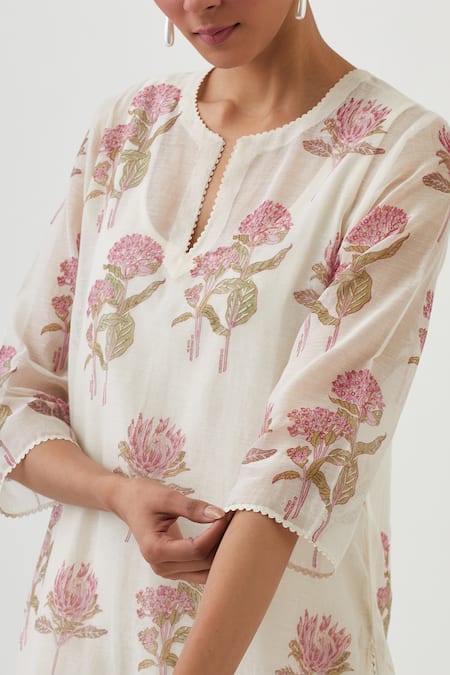 Buy Upavita Off White Kurta And Dupatta Cotton Chanderi Hand Block Print Blossom Pant Set Online at Aza Fashions Buy_Upavita_Off White Kurta And Dupatta Cotton Chanderi Hand Block Print Blossom Pant Set _Online_at_Aza_Fashions