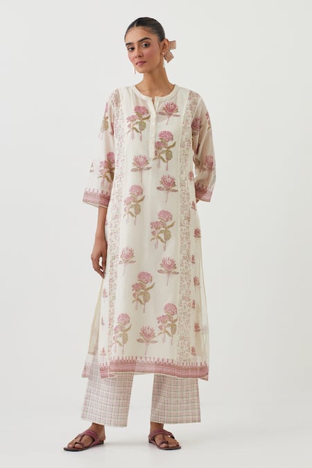 Upavita_Off White Chanderi , Embroidery Round Floret Print Kurta Pant Set _Online_at_Aza_Fashions