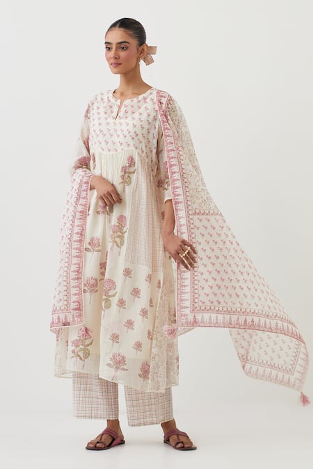 Upavita Off White Anarkali And Dupatta Cotton Chanderi Hand Block Print Bloom Pant Set at Aza Fashions Upavita_Off White Anarkali And Dupatta Cotton Chanderi Hand Block Print Bloom Pant Set _at_Aza_Fashions