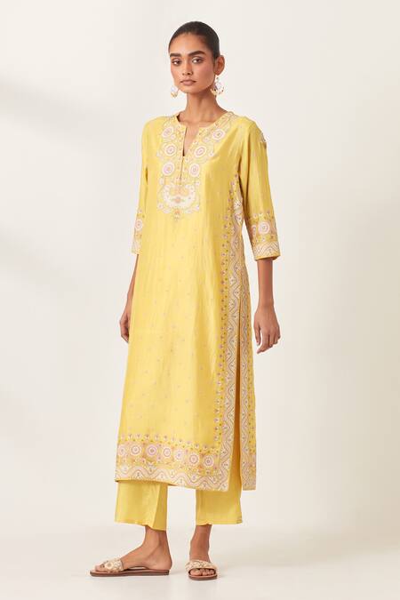 Buy_Kora_Yellow , Organza Sequins, Embroidery Split Floral Aari Kurta Pant Set _Online_at_Aza_Fashions